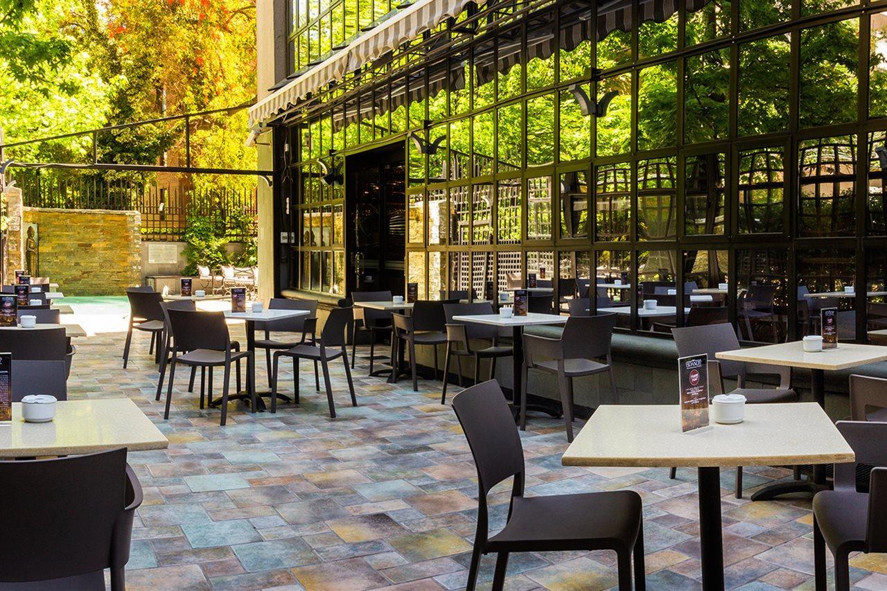 Wyndham Garden Santiago Kennedy Hotel ภายนอก รูปภาพ